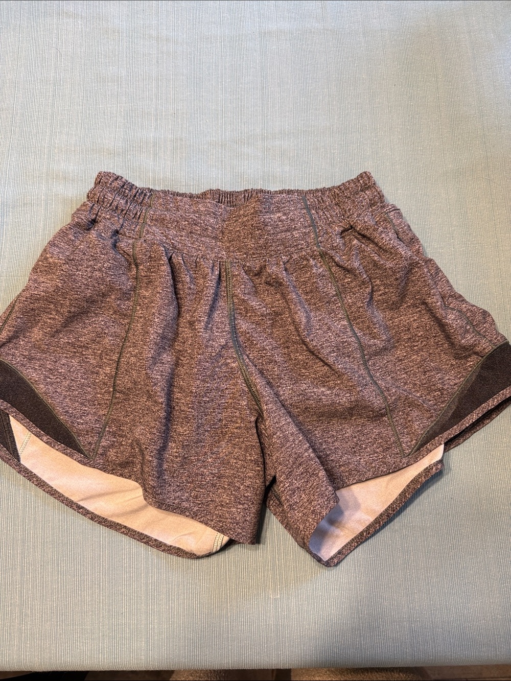 lululemon athletica Hotty Hot Low Rise Lined Short 4” Heather Gray/Black